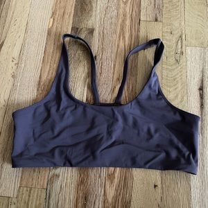 Vuori Yosemite Bra - Size L - Plum